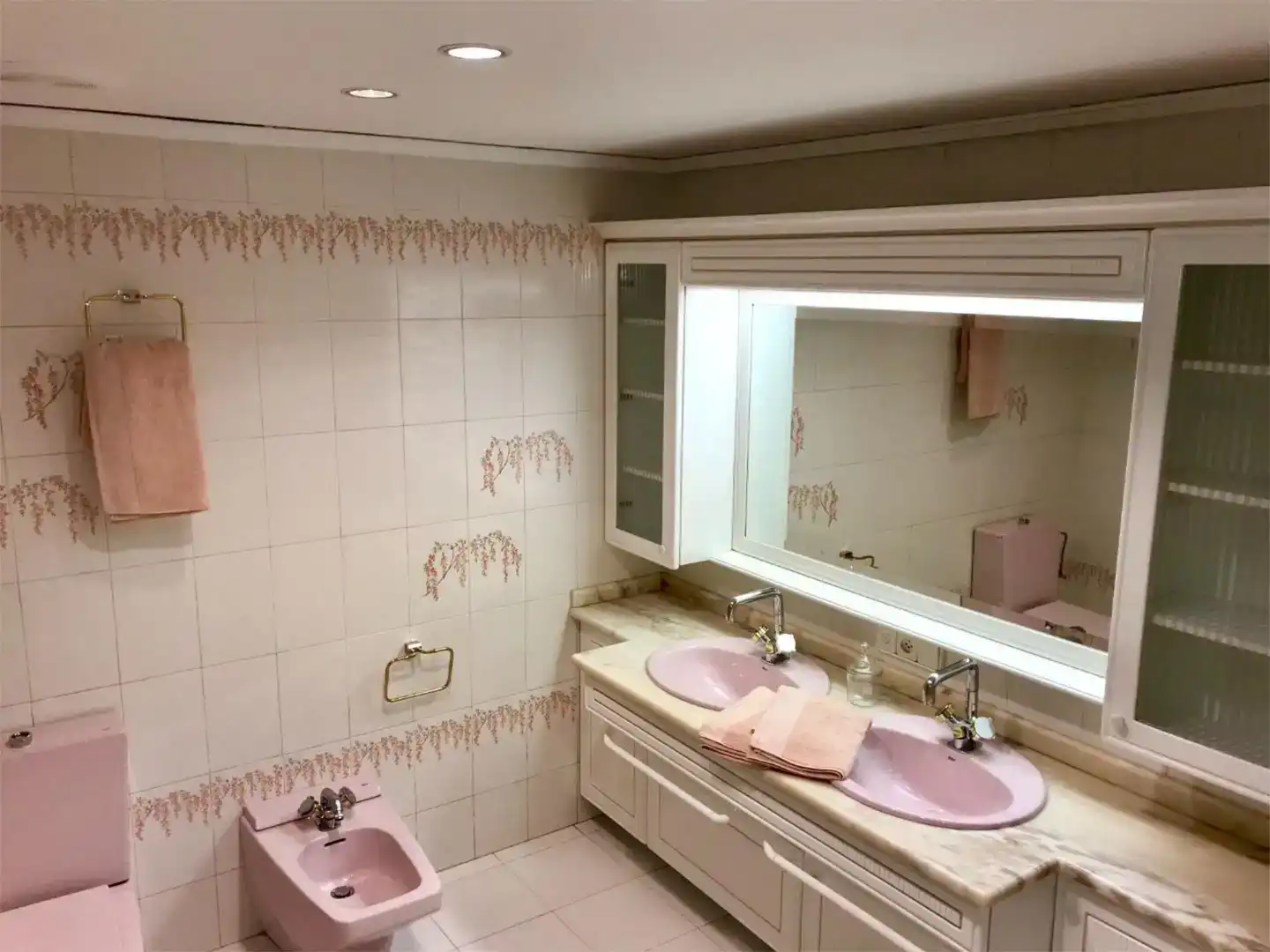 Badezimmer von Wohnung zur Miete in Gandia mit Klimaanlage und Balkon