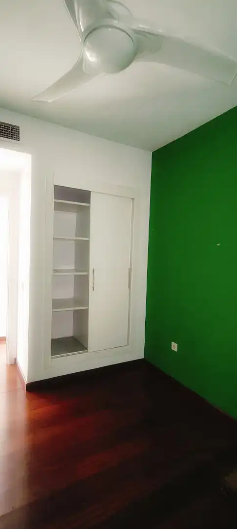 Dormitori de Casa o xalet en venda en Espartinas amb Aire condicionat, Jardí privat i Terrassa