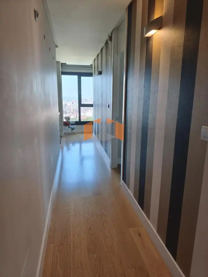 Ático en venta en Vigo  con Aire acondicionado, Calefacción y Terraza
