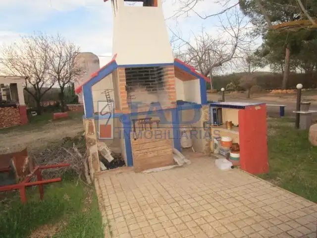 Casa rústica amb piscina en venda a Valdepeñas, imagen 5