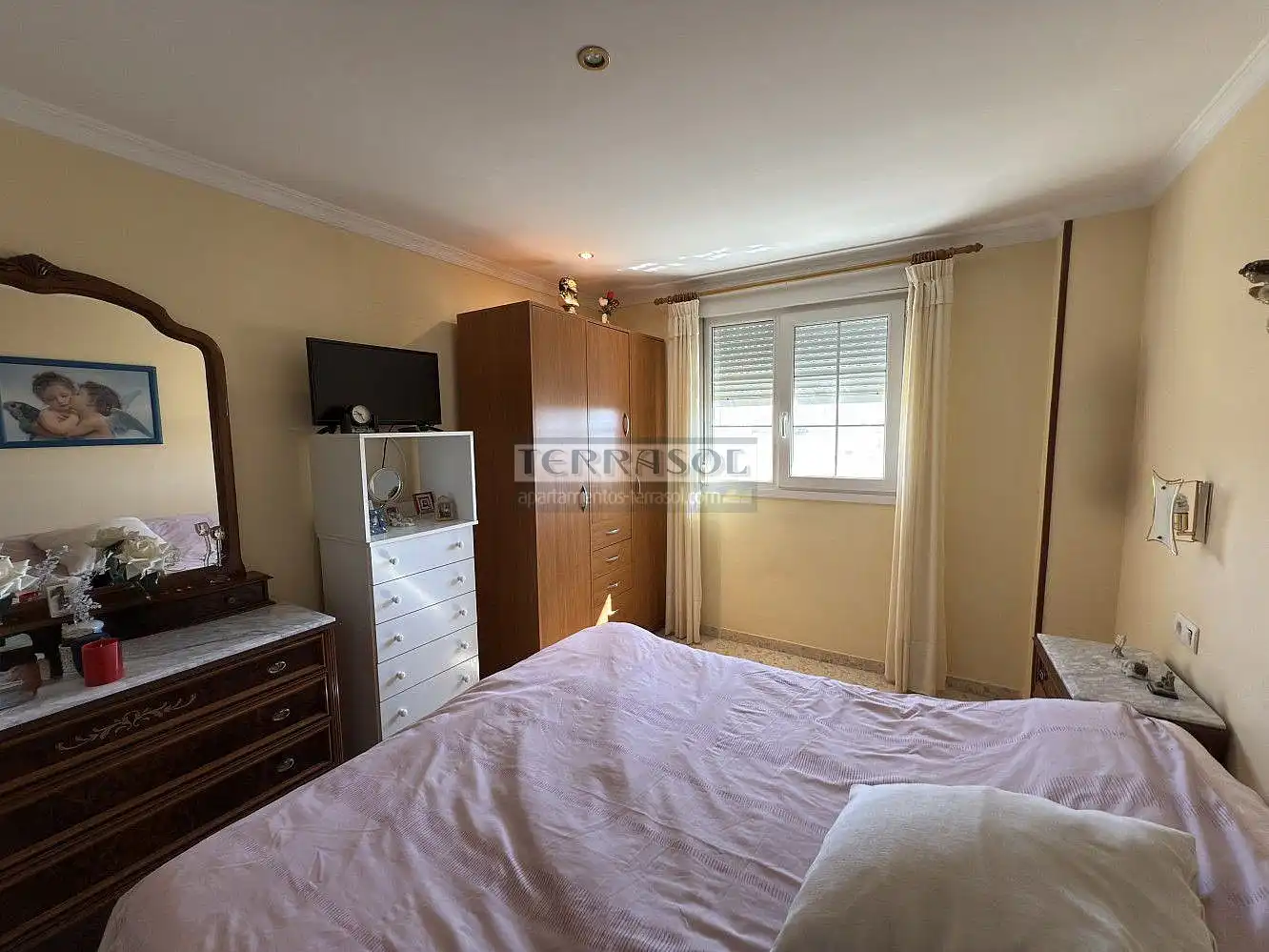 Dormitori de Apartament en venda en Vélez-Málaga amb Jardí privat, Terrassa i Traster