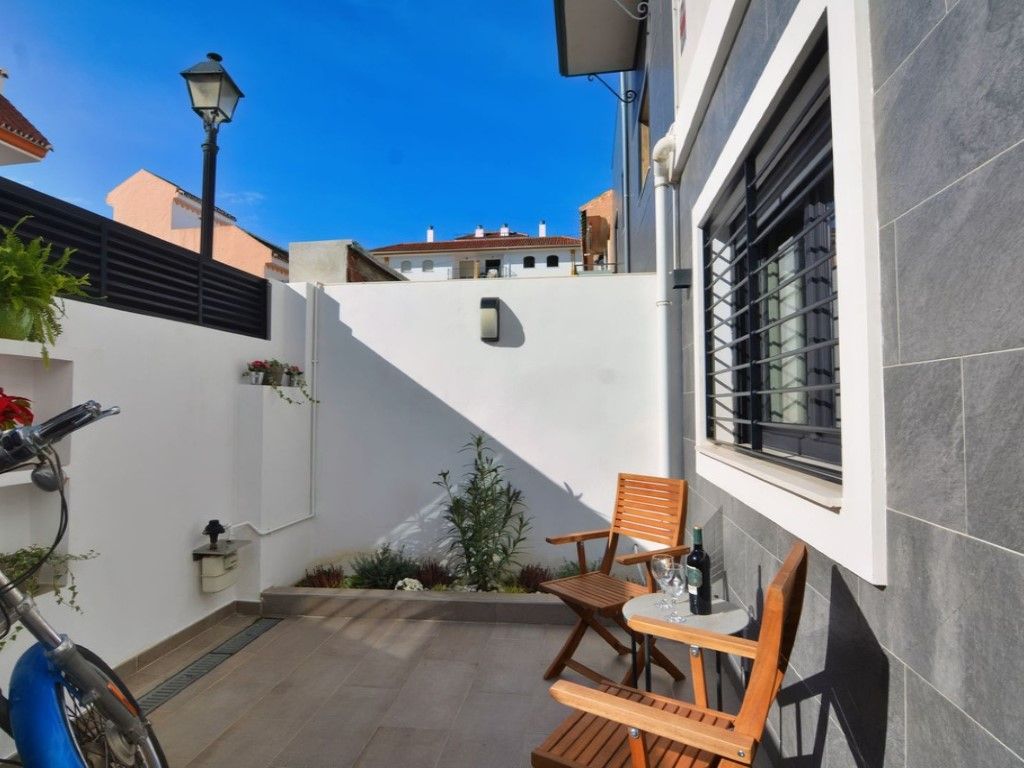 Terrassa de Casa o xalet en venda en Fuengirola amb Aire condicionat, Calefacció i Terrassa