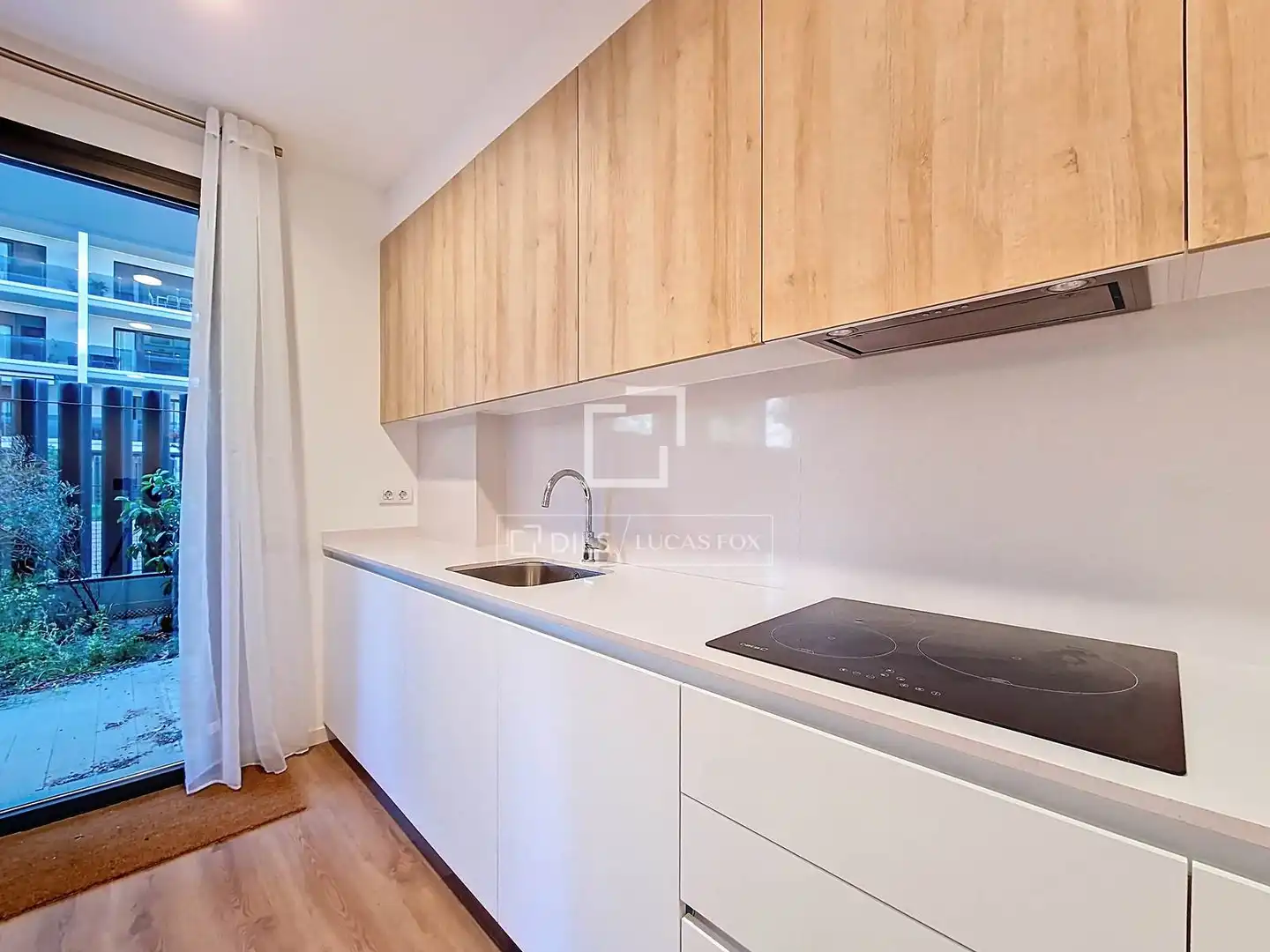 Küche von Wohnung zur Miete in Vilanova i la Geltrú mit Klimaanlage, Heizung und Parkett