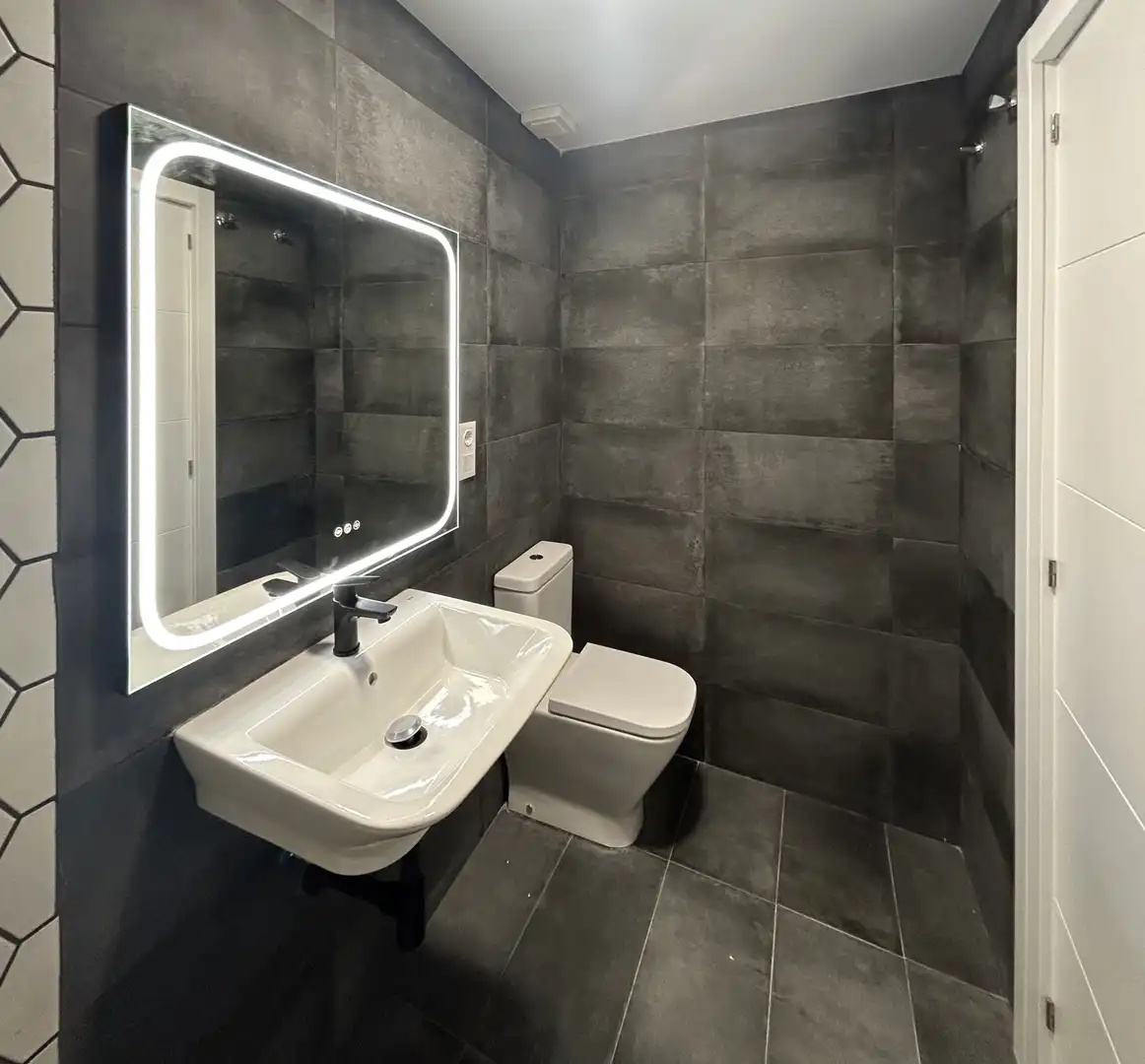 Flat for sale in Calle General Espartero, Carolinas Altas