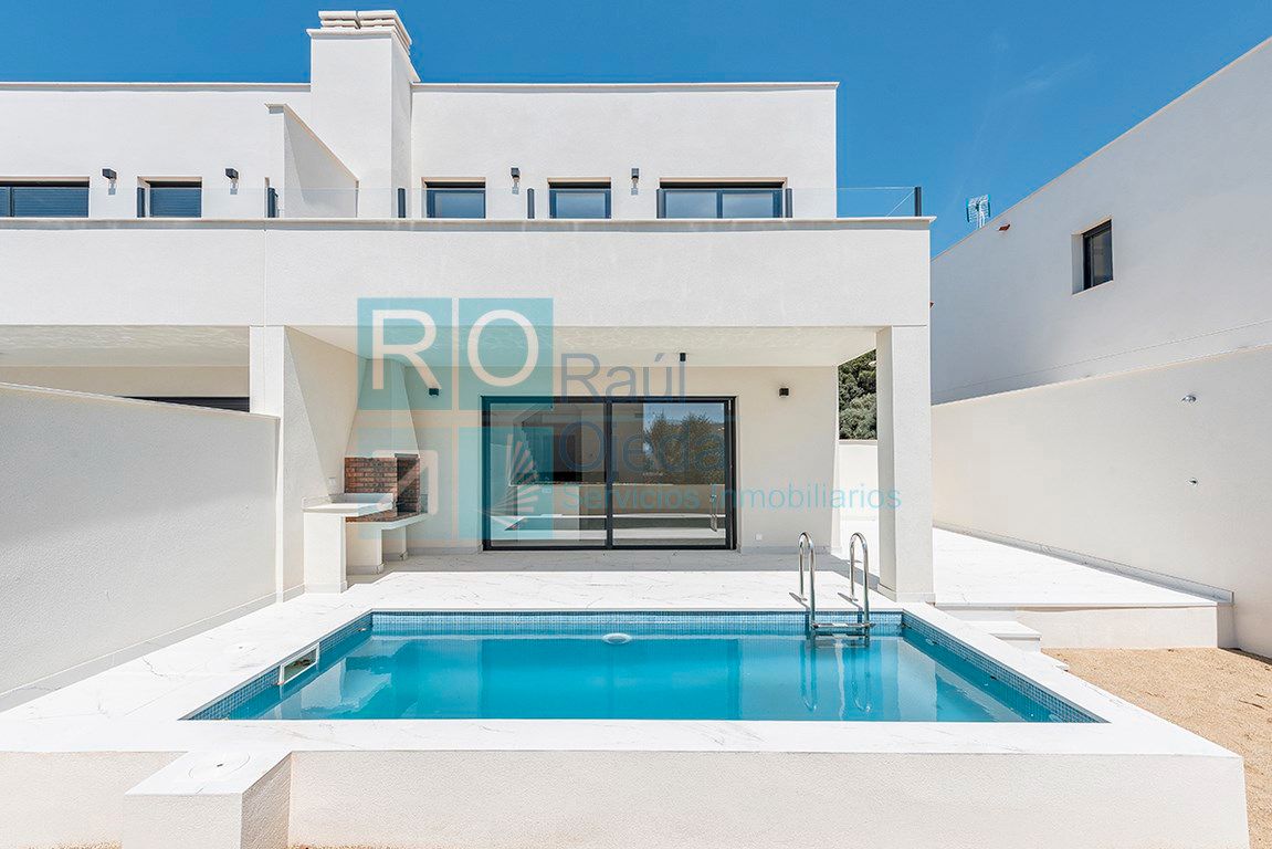 Exterior view of Single-family semi-detached for sale in Cambrils  with Air Conditioner, Heating and Swimming Pool