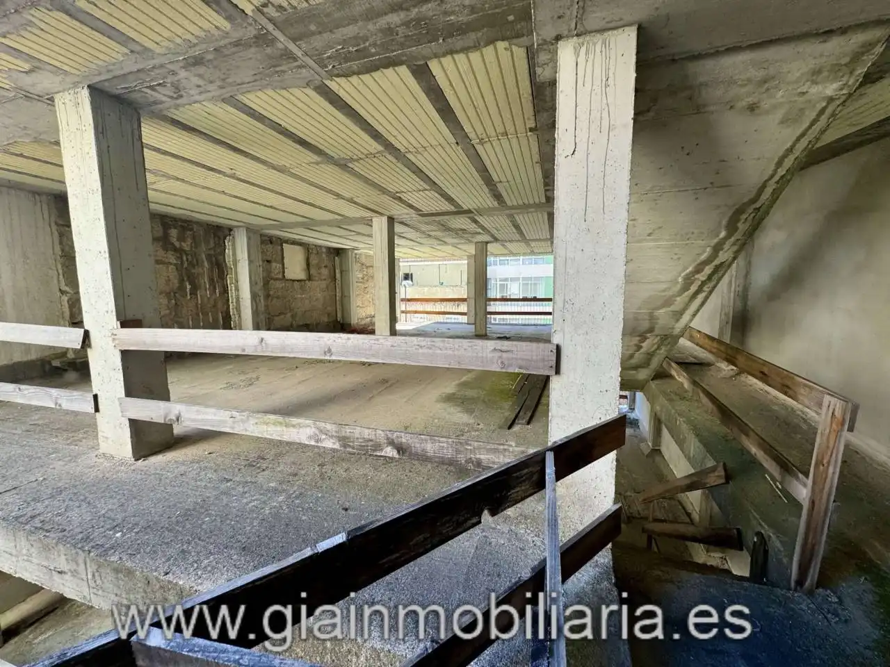 Aparcament de Edifici en venda en Vigo 