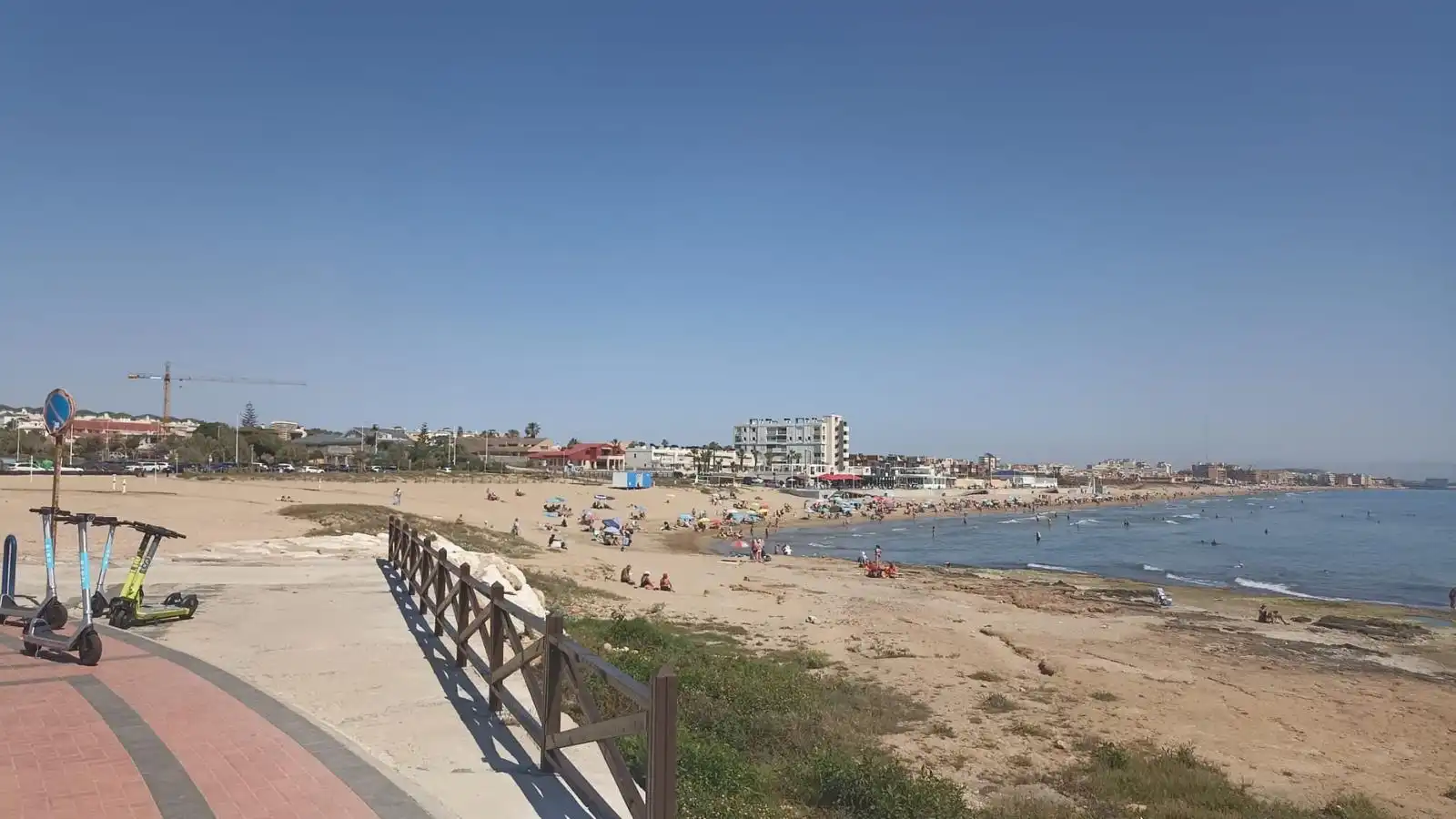 Vista exterior de Pis de lloguer en Torrevieja amb Aire condicionat, Calefacció i Terrassa