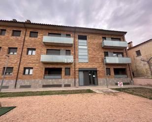 Vista exterior de Pis en venda en Bàscara amb Balcó