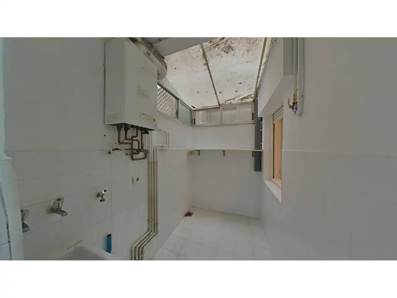 Flat for sale in Terrassa  with Heating