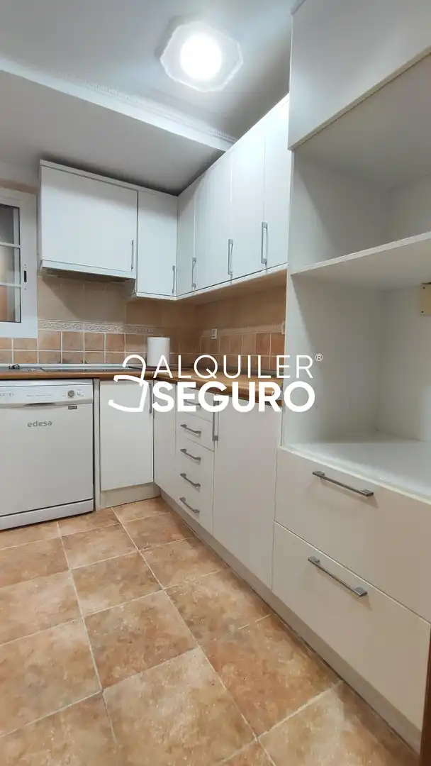 Kitchen of Flat for rent in Valencia  with Terrace and Furnished