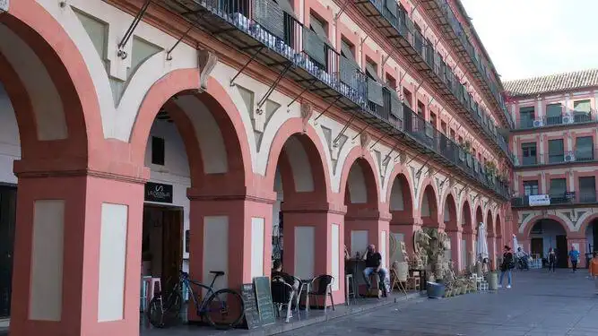 Vista exterior de Casa o chalet en venta en Córdoba con Trastero y Balcón