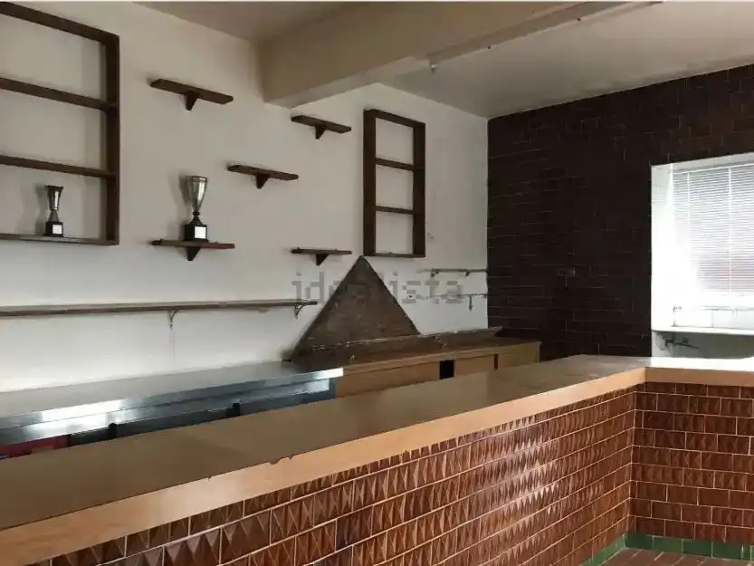 Cuina de Casa adosada en venda en Cuntis amb Traster i Moblat