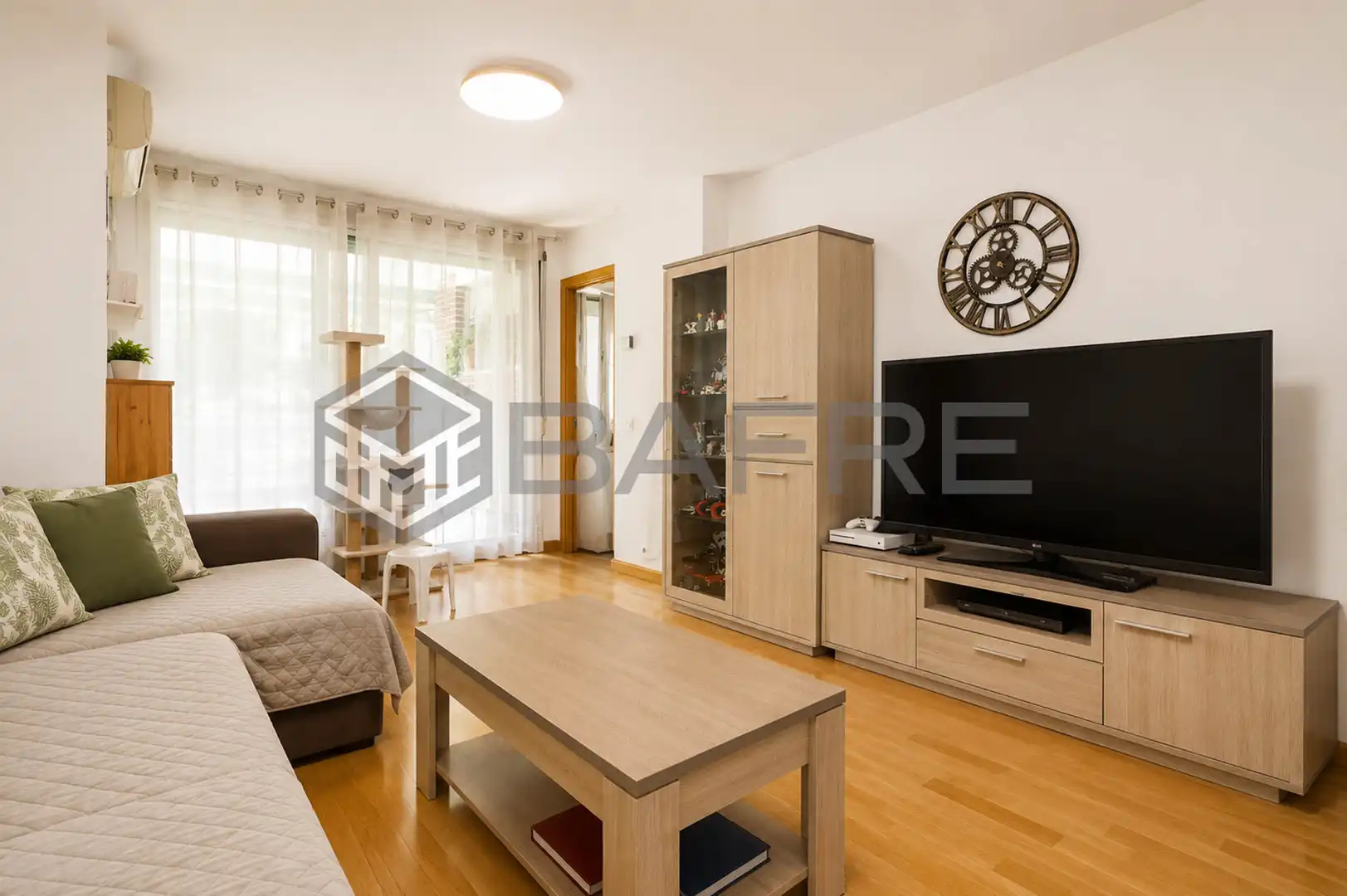 Sala de estar de Piso en venta en Madrid con Aire acondicionado, Calefacción y Parquet