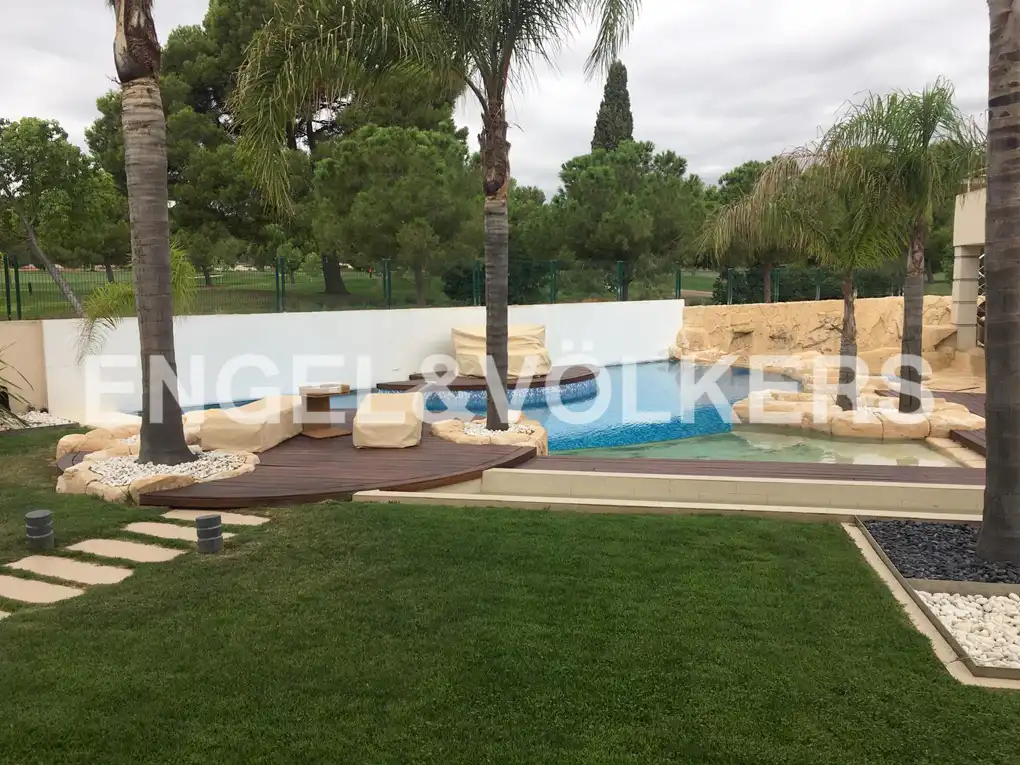 Swimming pool of Houses for sale in Bétera  with Air Conditioner, Heating and Private garden
