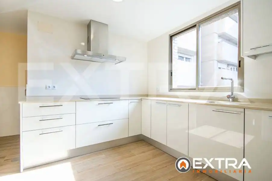 Flat for rent in Calle Sor Angela de la Cruz, Castillejos - Cuzco