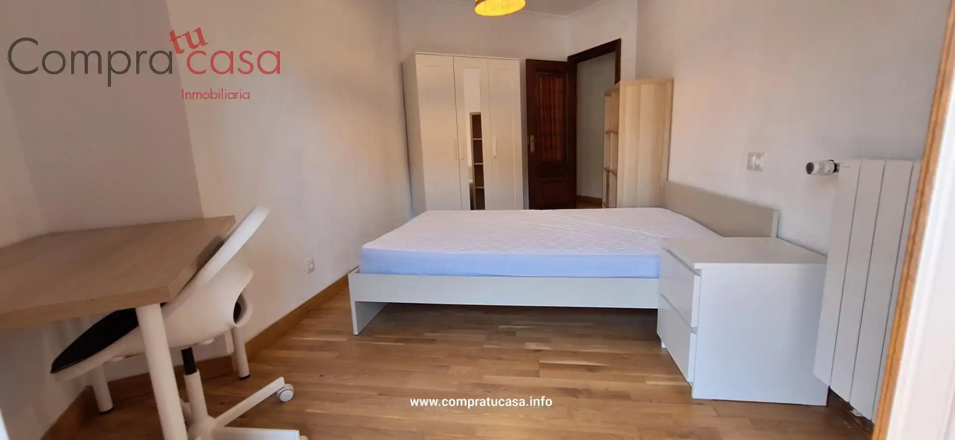 Habitación de Piso de alquiler en Segovia con Calefacción, Terraza y Amueblado