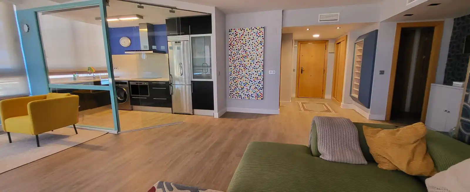 Living room of Flat for rent in Torremolinos  with Air Conditioner, Heating and Parquet flooring