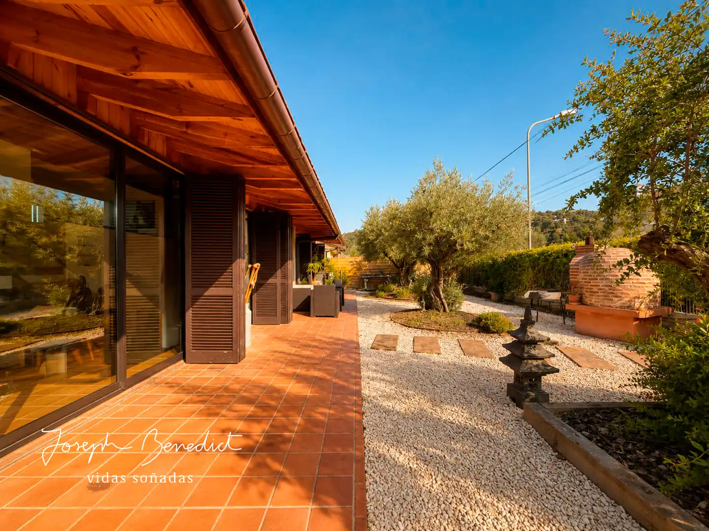 Garden of Houses for sale in Torrelles de Llobregat  with Air Conditioner, Heating and Private garden