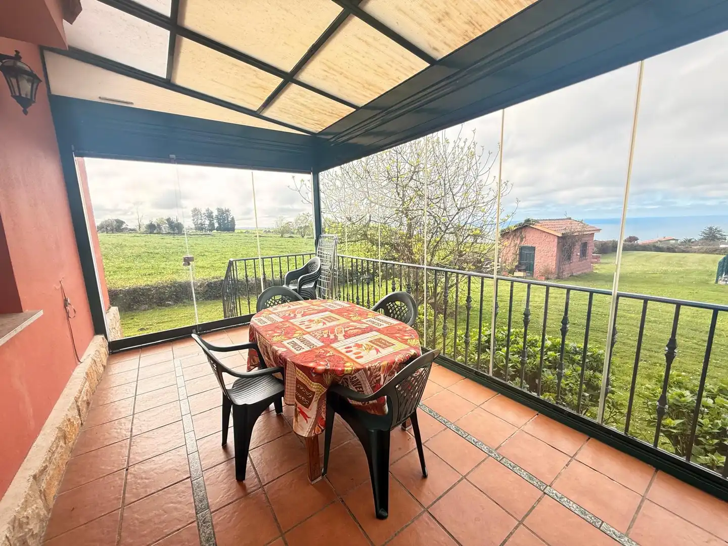 Terraza de Casa o chalet en venta en Villaviciosa con Calefacción, Jardín privado y Terraza