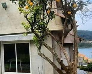 Jardí de Casa o xalet en venda en Cangas  amb Calefacció, Jardí privat i Traster