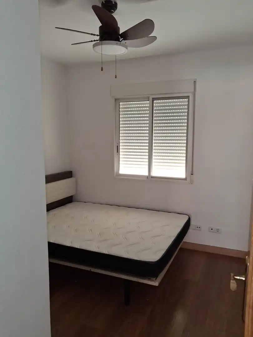 Dormitori de Casa o xalet de lloguer en Molina de Segura amb Aire condicionat, Calefacció i Terrassa