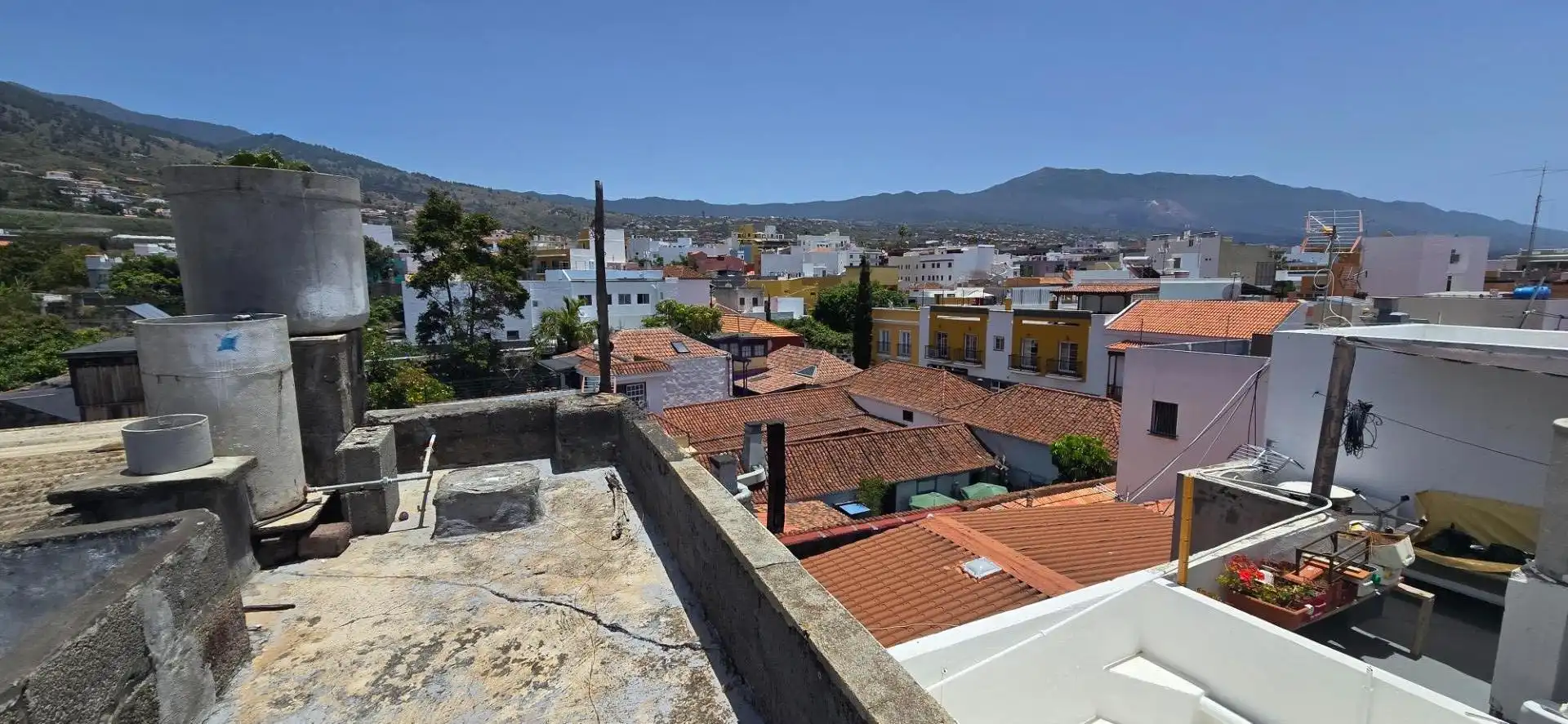 Vista exterior de Casa o chalet en venta en Los Llanos de Aridane con Jardín privado, Trastero y Balcón