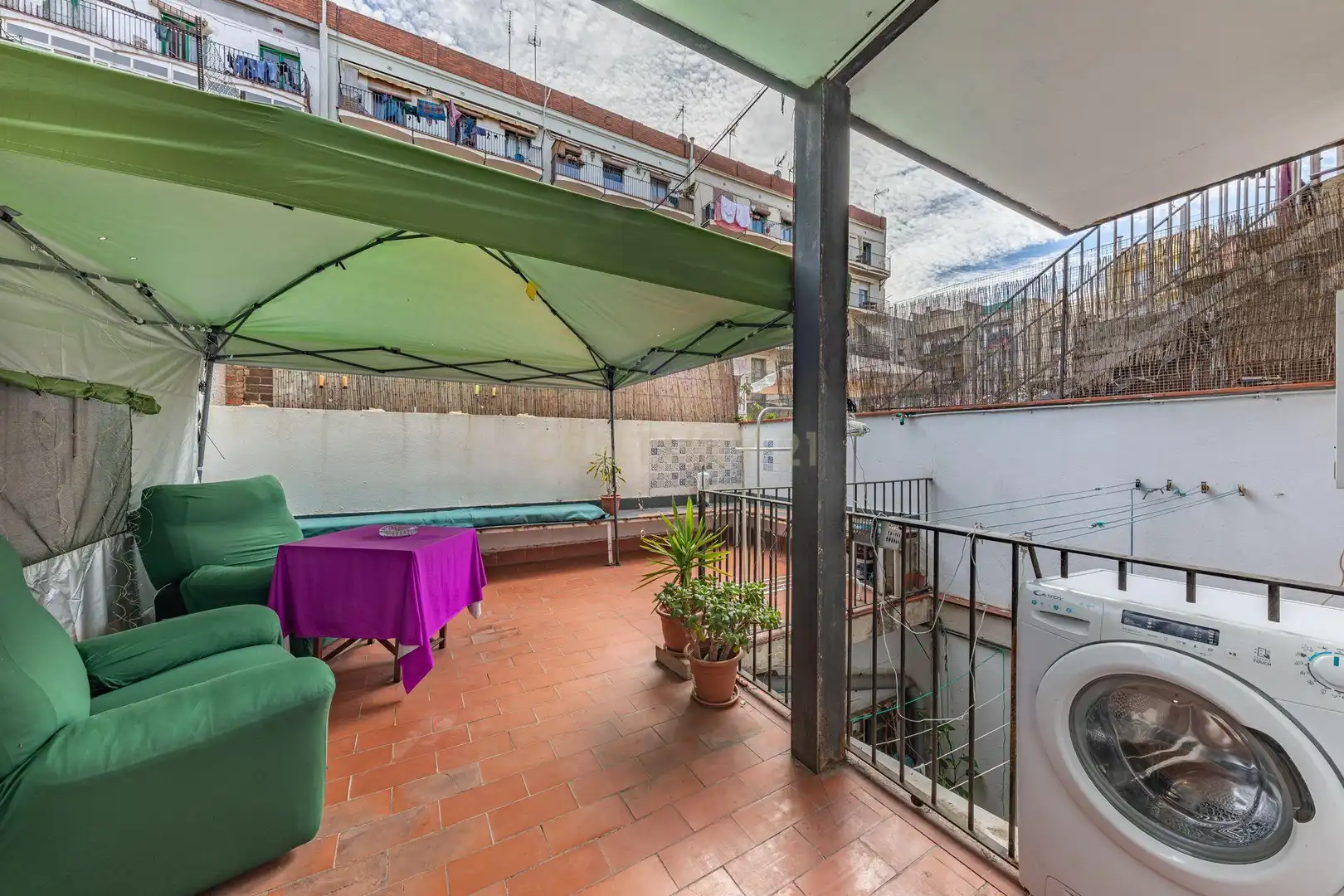 Terrace of Apartments for sale in Barcelona  with Oven, Washing machine and Microwave