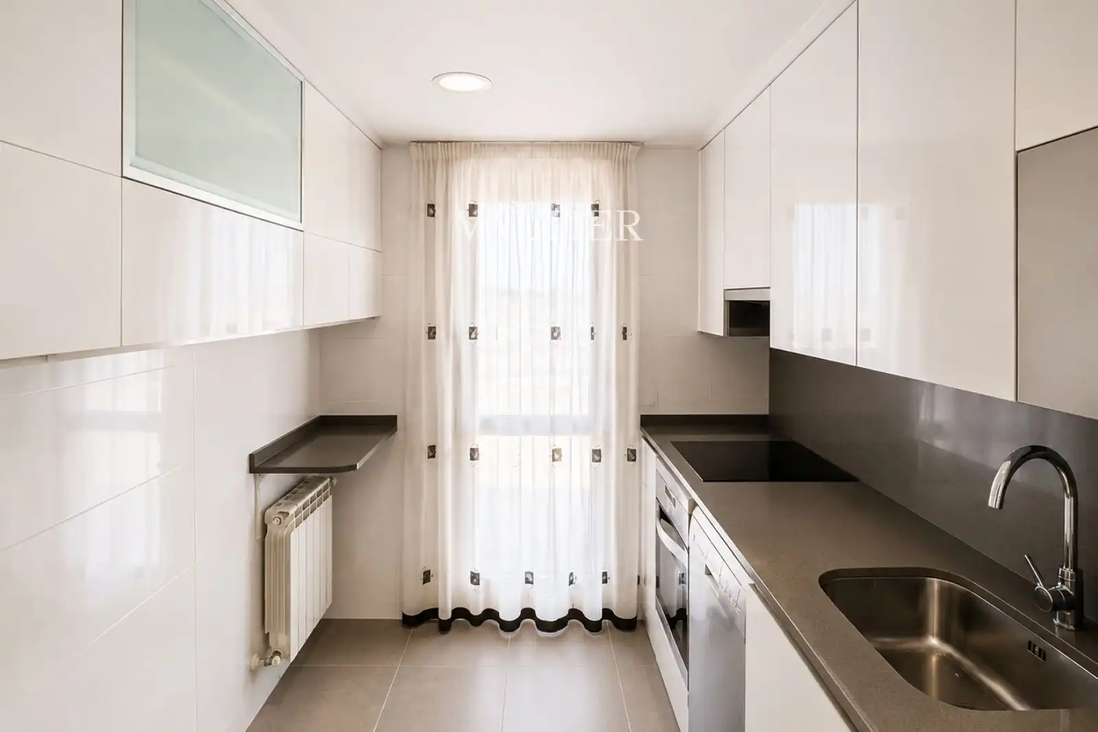 Cocina de Piso de alquiler en Madrid con Aire acondicionado, Piscina y Piscina comunitaria