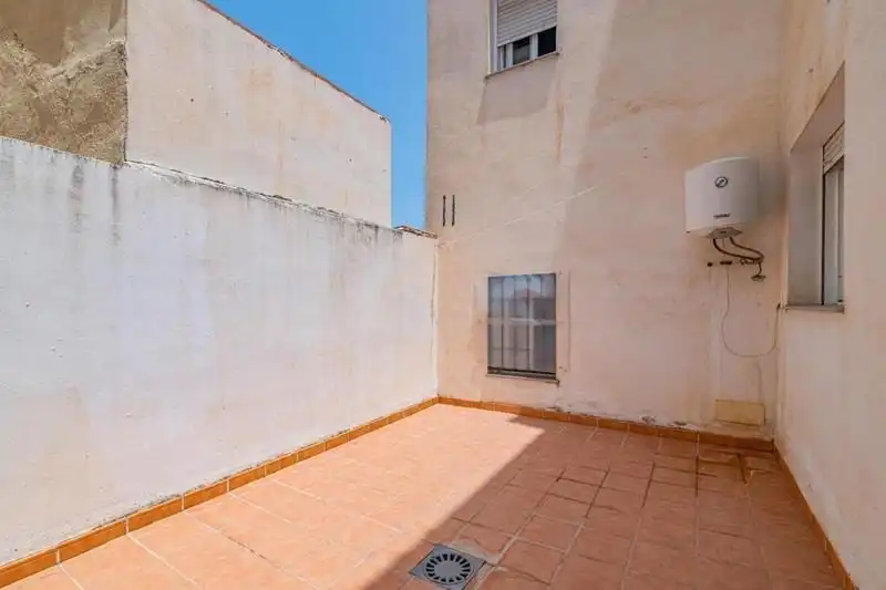 Terraza de Piso en venta en La Zubia con Amueblado
