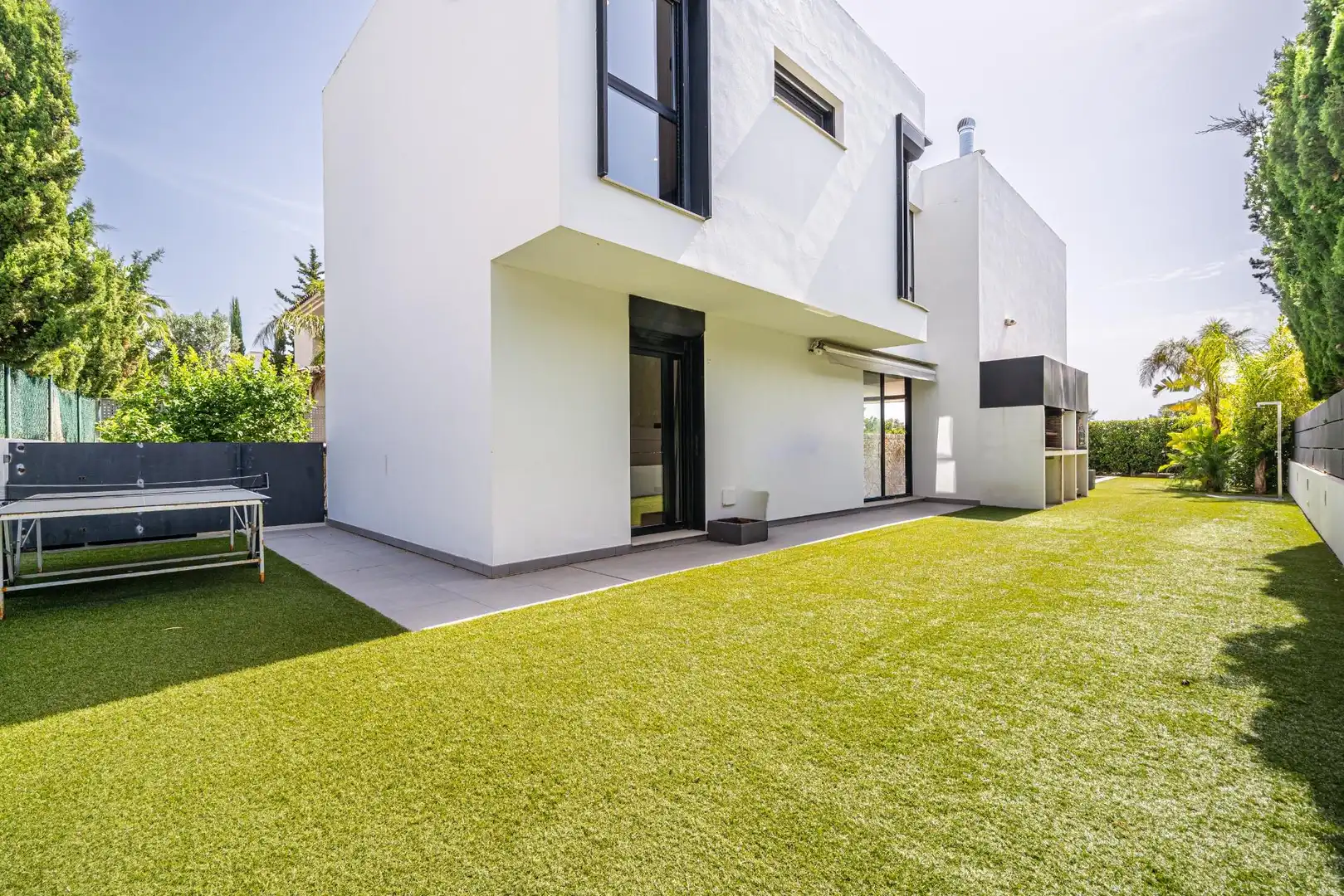 Vista exterior de Casa o xalet en venda en  Palma de Mallorca amb Aire condicionat, Calefacció i Jardí privat