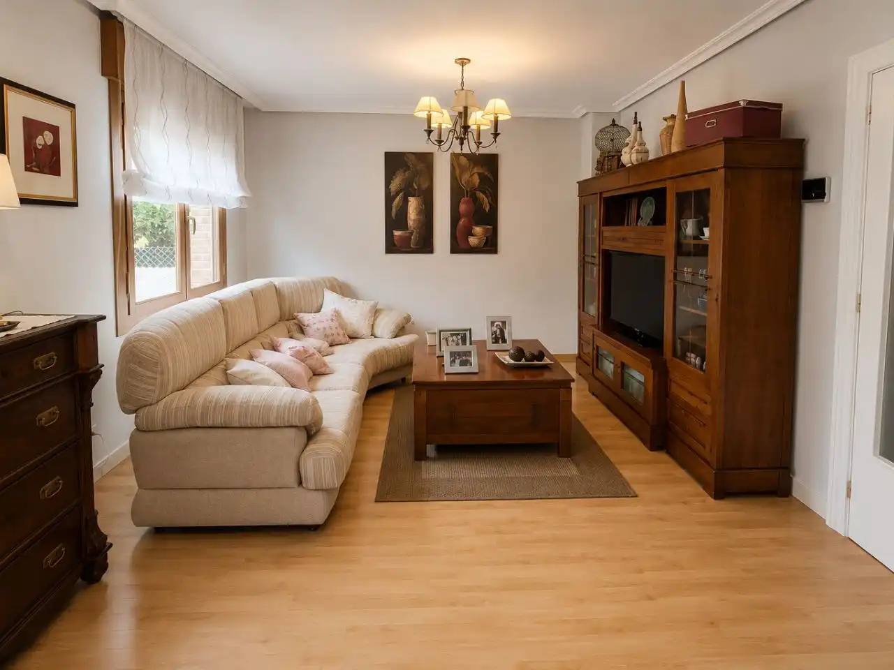 Chalet con jardín en venta en Avenida Argentina 10, imagen 6