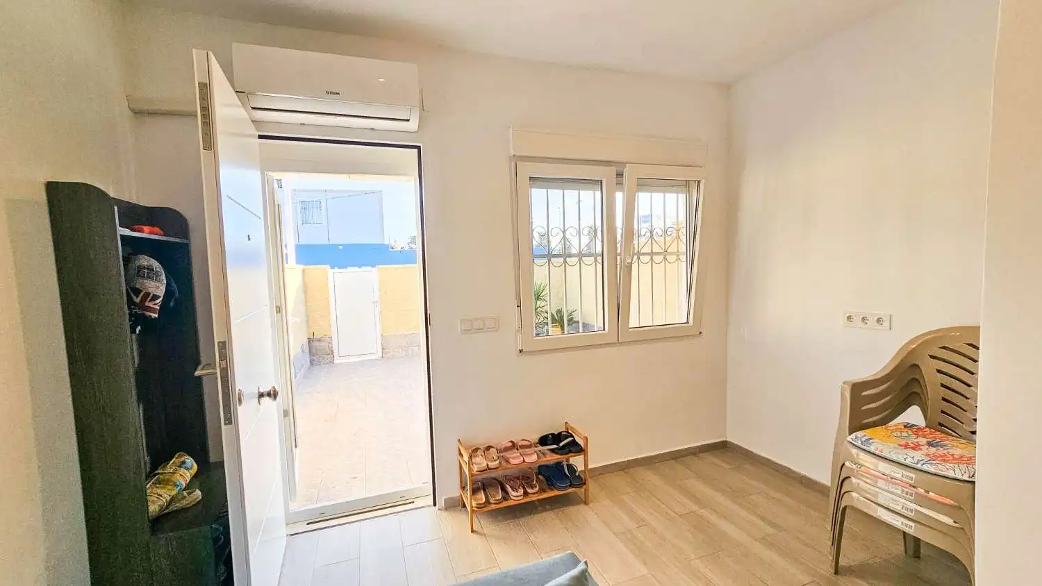 Dormitori de Casa adosada en venda en Torrevieja amb Aire condicionat, Calefacció i Terrassa