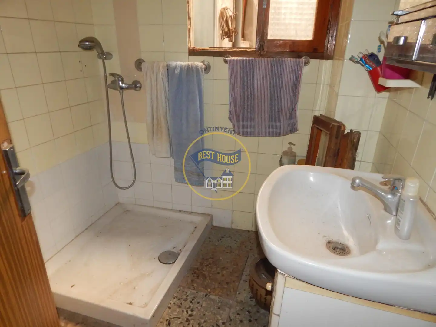 Bathroom of Houses for sale in Bocairent  with Terrace and Balcony