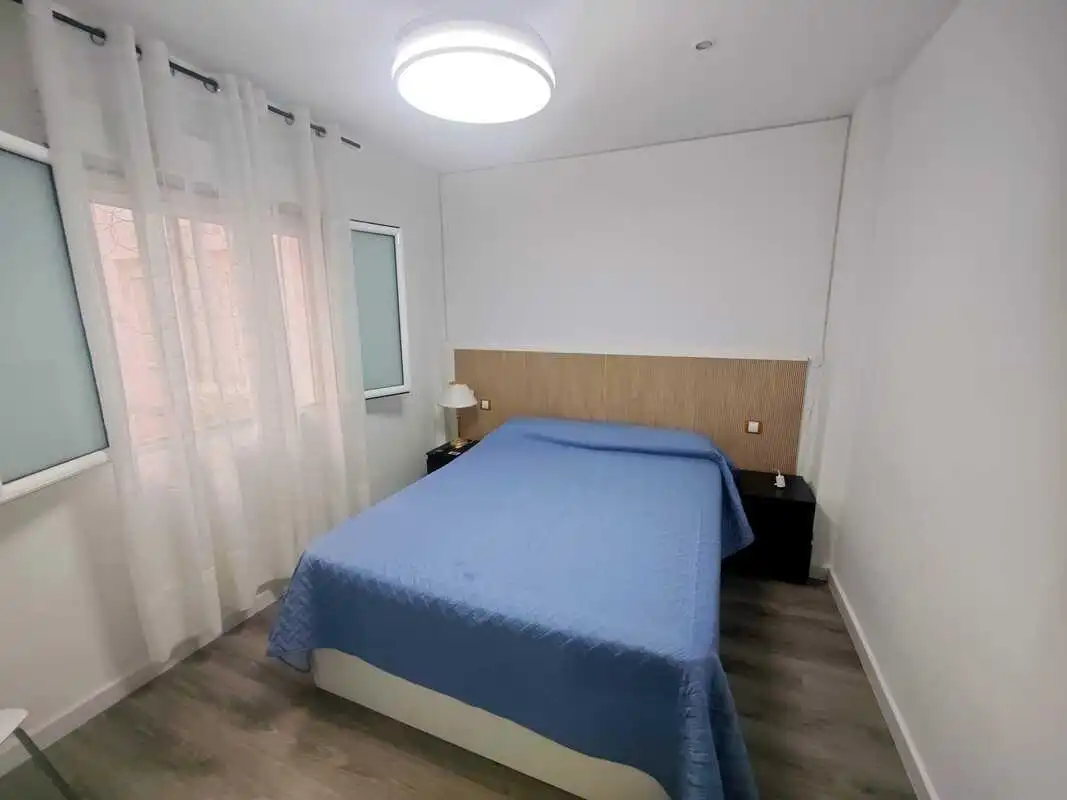 Schlafzimmer von Wohnung zum Verkauf in Zaragoza mit Heizung