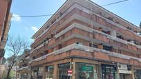 Vista exterior de Estudi en venda en Sant Cugat del Vallès amb Terrassa