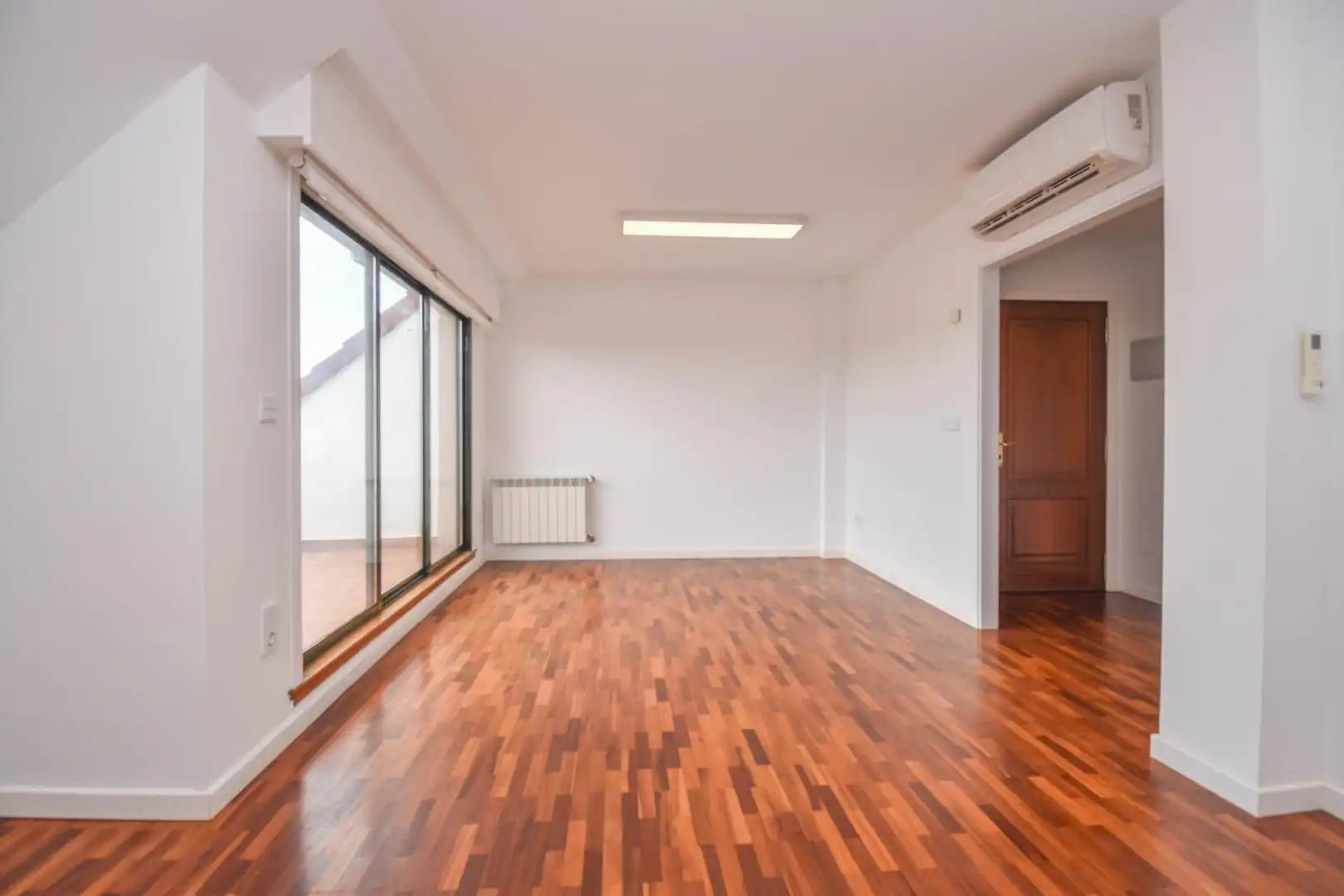 Àtic de lloguer en Cambre  amb Calefacció, Parquet i Terrassa