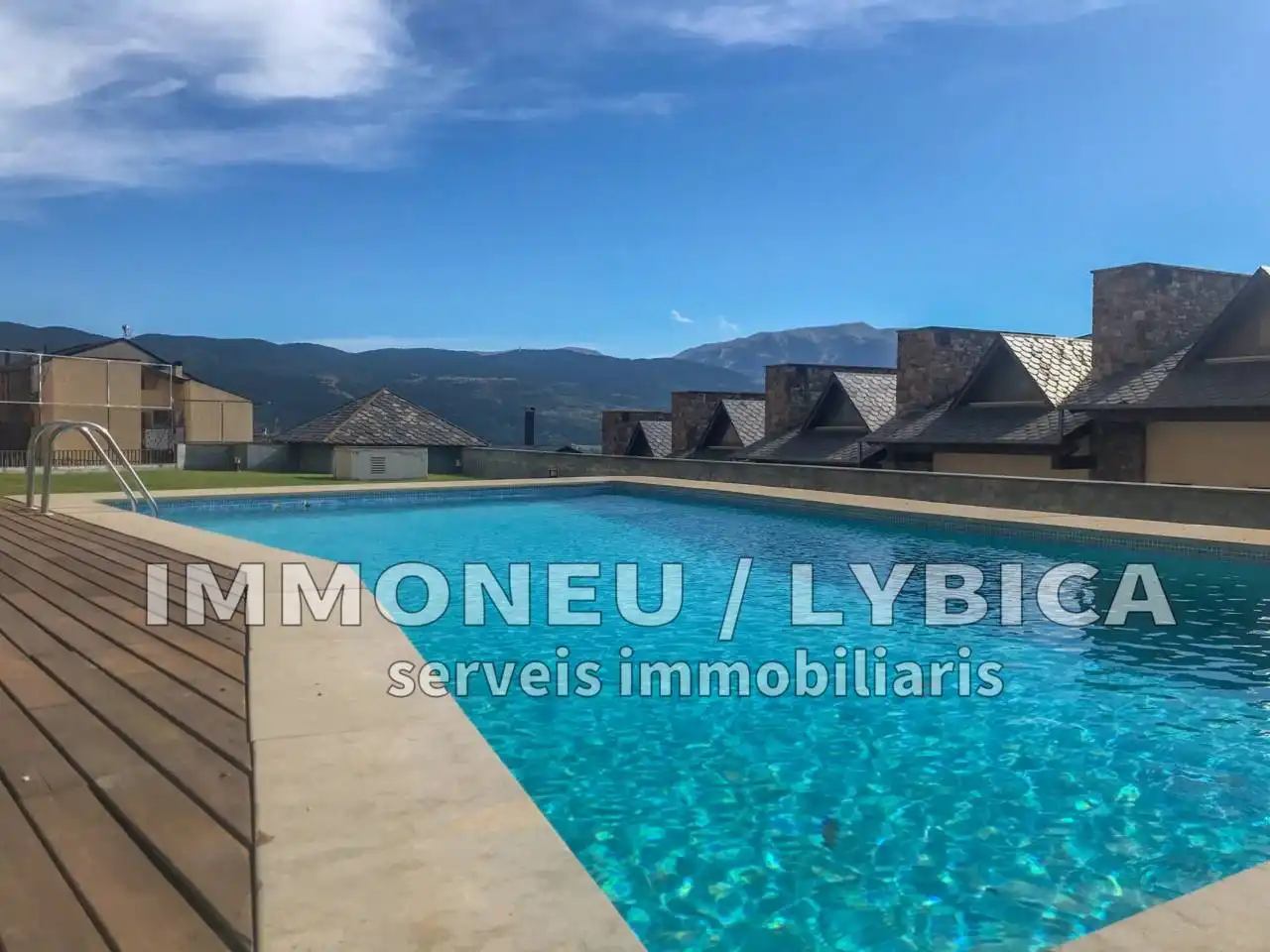 Swimming pool of Flat for sale in Puigcerdà  with Heating, Parquet flooring and Storage room