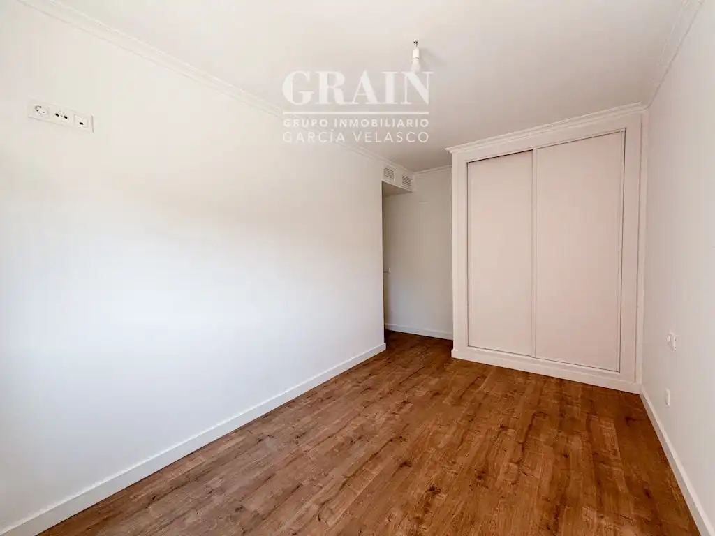 Dormitori de Apartament de lloguer en Albacete amb Calefacció, Traster i Balcó