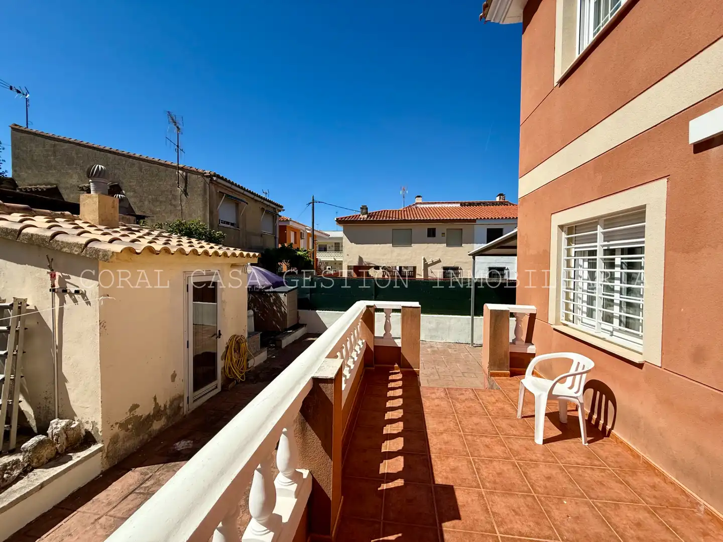 Terrace of Houses for rent in Almenara  with Air Conditioner, Terrace and Furnished