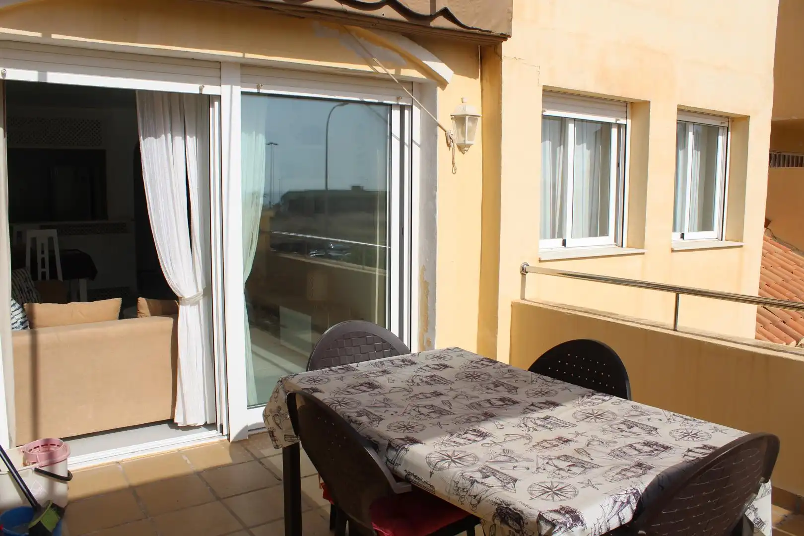 Terrassa de Apartament en venda en Roquetas de Mar amb Aire condicionat, Terrassa i Piscina