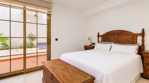 Foto 5 de Casa adosada en venta en Los Pacos, Fuengirola