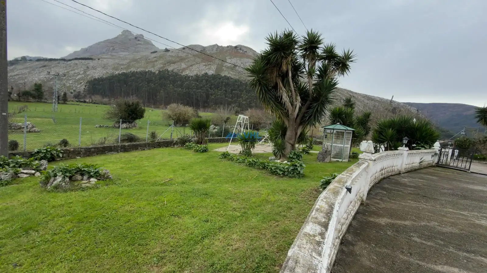 Casa amb jardí en venda a Barrio Sámano 86D, imagen 4