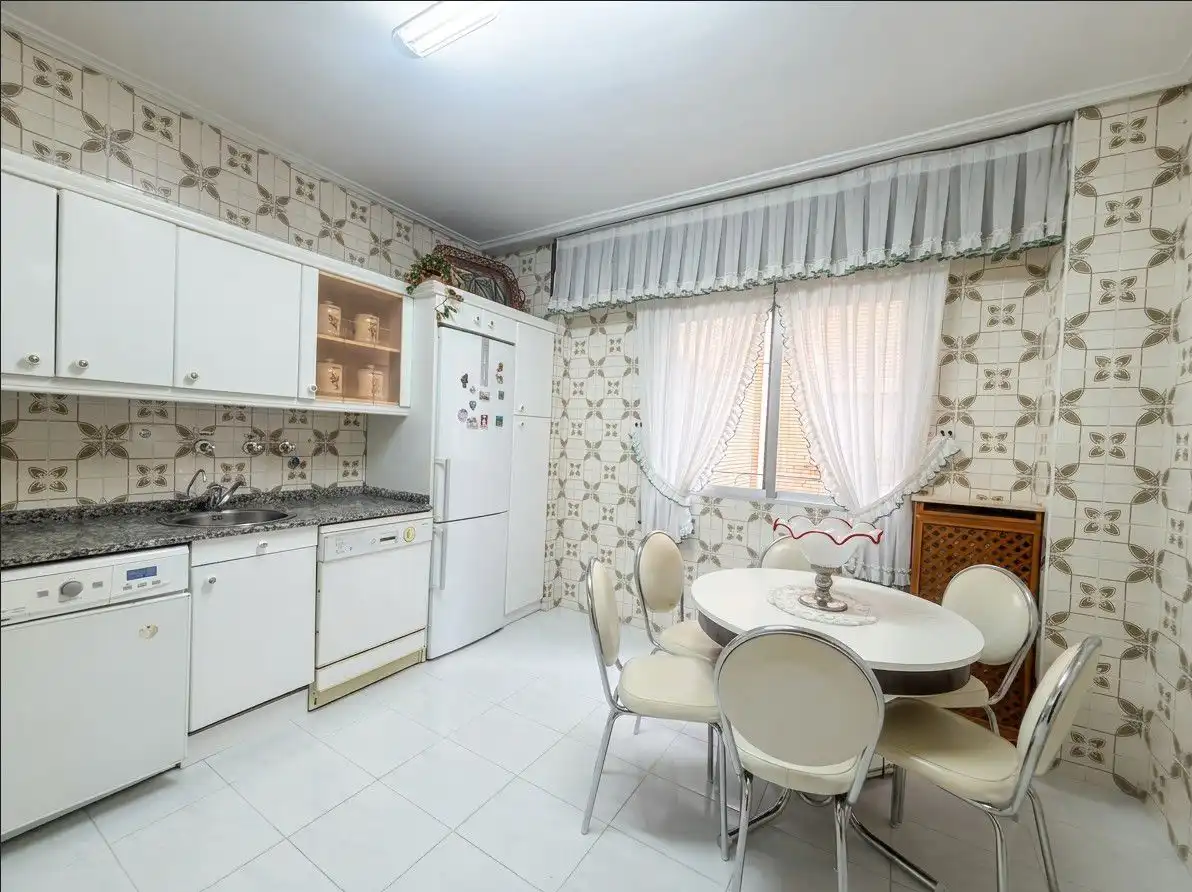 Appartamento con ascensore in vendita a LUISA MARIN LACALLE, imagen 8