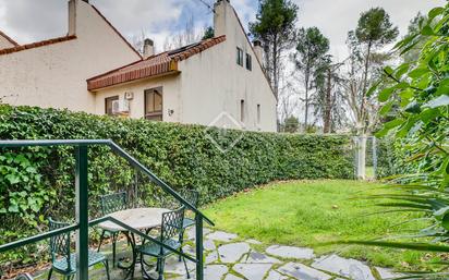 Jardí de Casa o xalet en venda en La Moraleja amb Aire condicionat, Calefacció i Jardí privat
