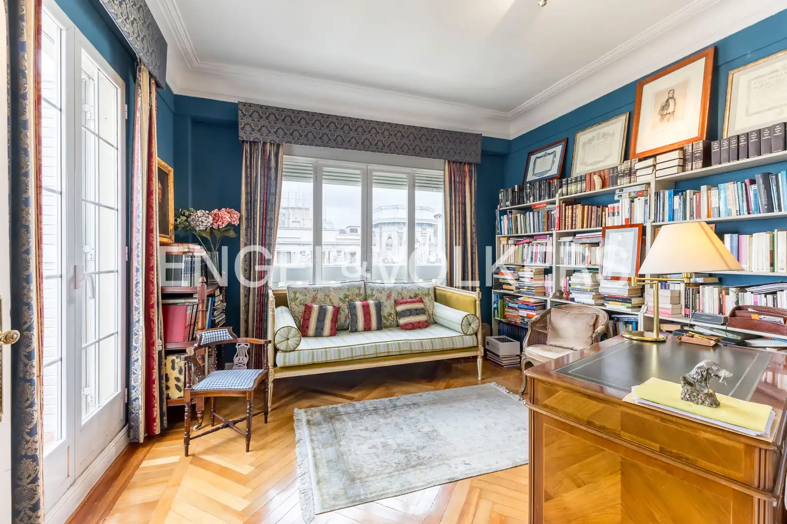 Sala d'estar de Àtic de lloguer en Madrid amb Aire condicionat, Calefacció i Terrassa