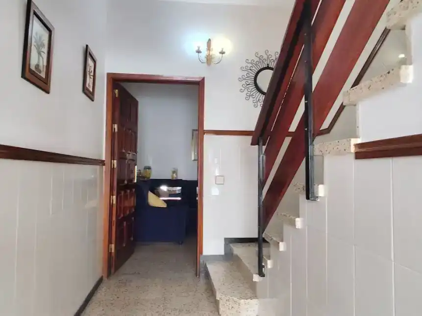Casa adosada en venda en Telde amb Balcó