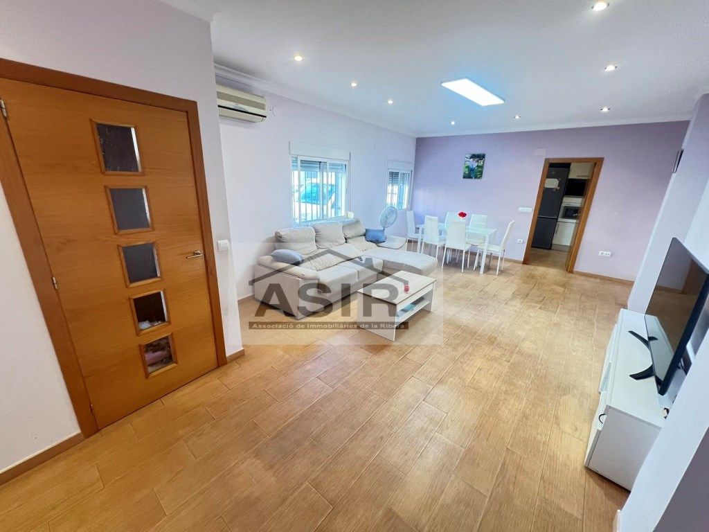 Living room of House or chalet for sale in Alzira  with Air Conditioner and Terrace