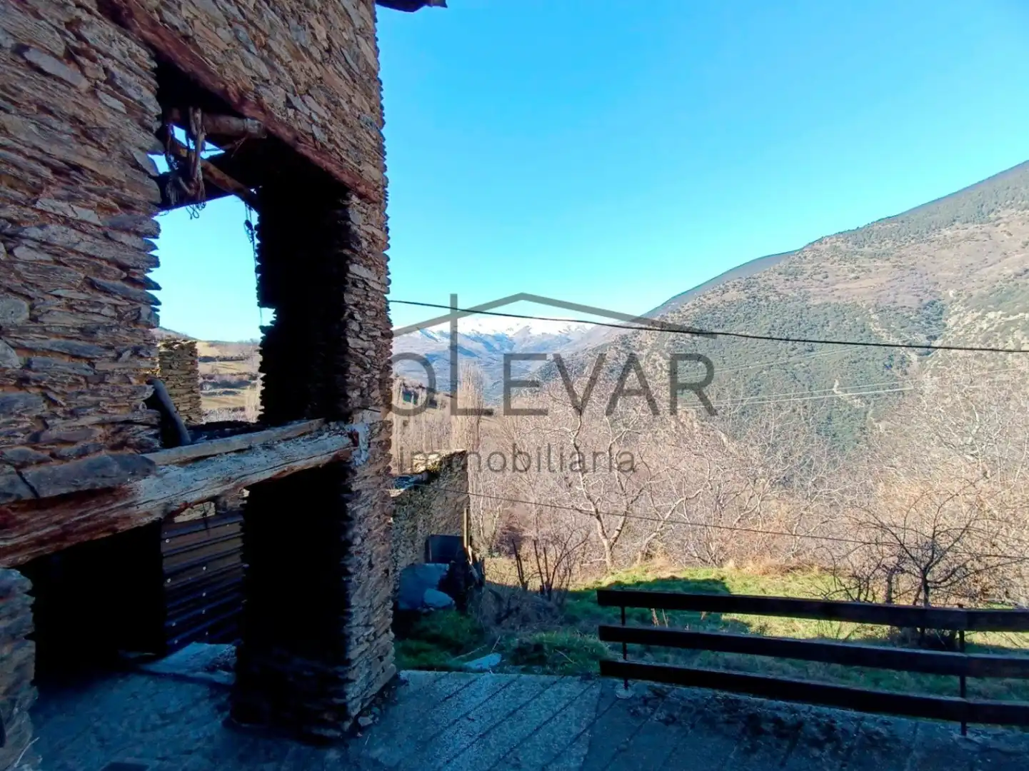 Vista exterior de Residencial en venta en Rialp