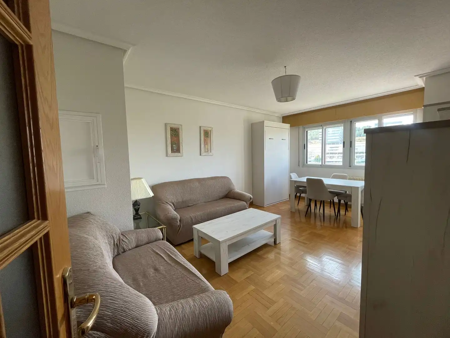 Wohnung zur Miete in Calle Victoria Balfe, Illera