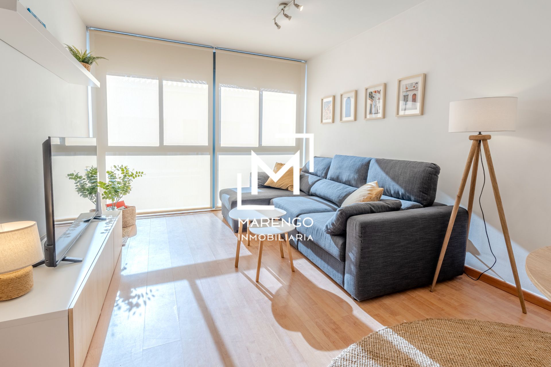 Sala de estar de Piso de alquiler en Sitges con Aire acondicionado, Calefacción y Parquet